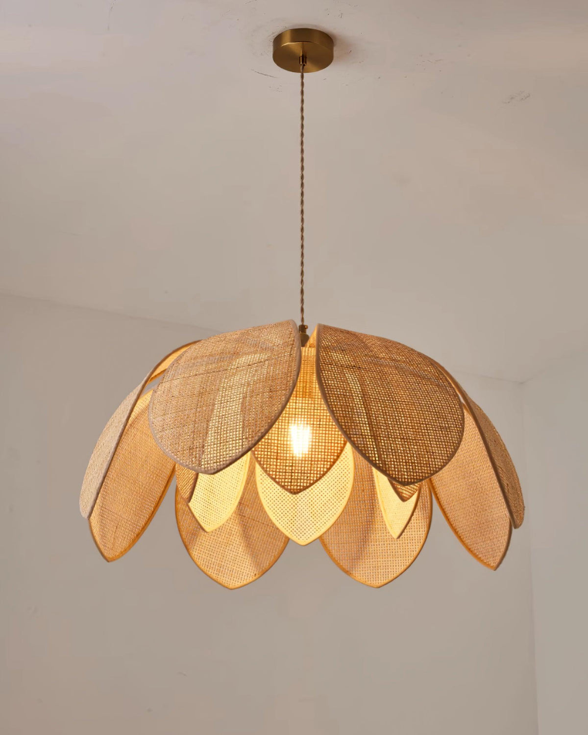Calalia Pendant Lamp