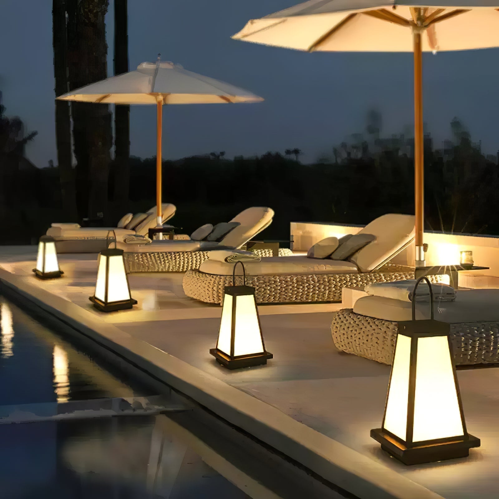 Roam Lantern Solar Outdoor Lamp-Neutral Decor
