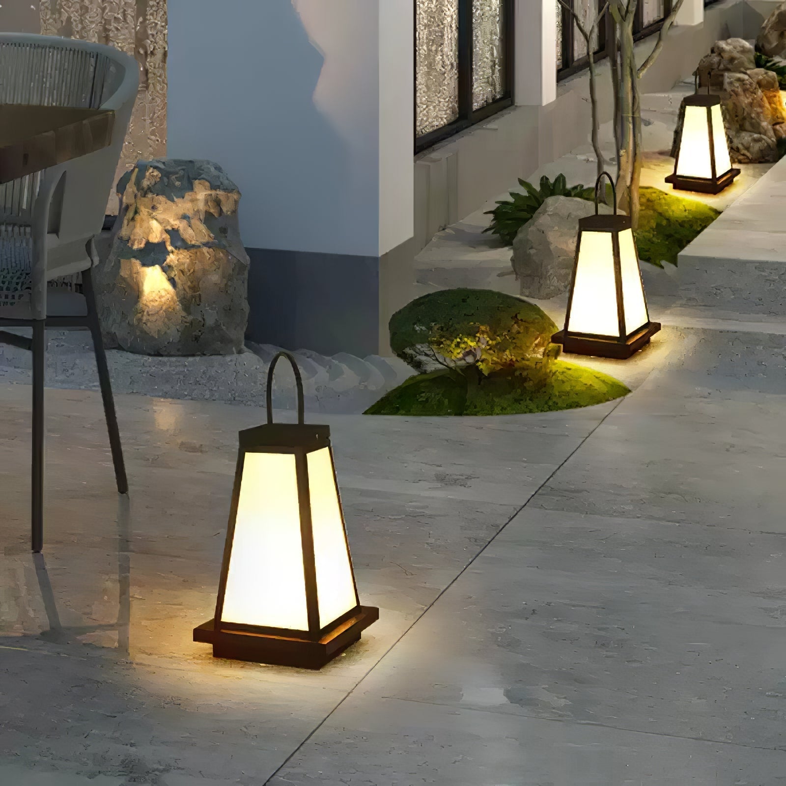 Roam Lantern Solar Outdoor Lamp-Neutral Decor