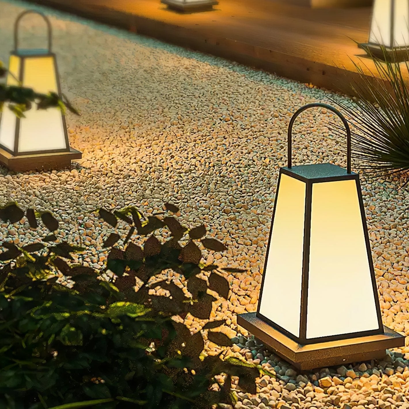Cilo Minimalist Outdoor Light-Neutral Decor