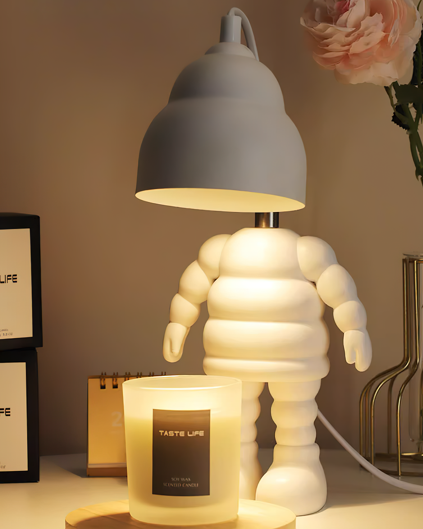 Rufus Candle Warmer Lamp