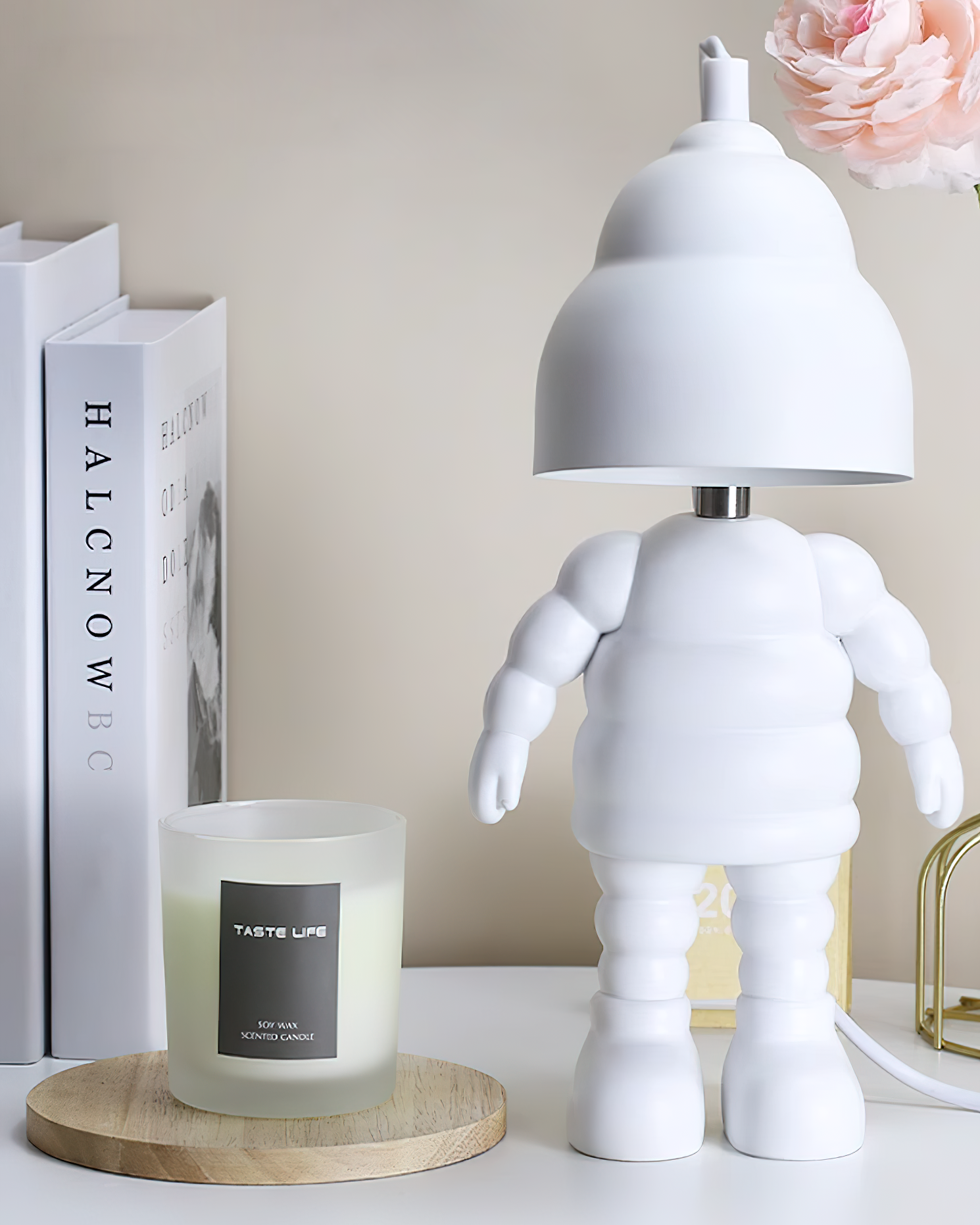 Rufus Candle Warmer Lamp