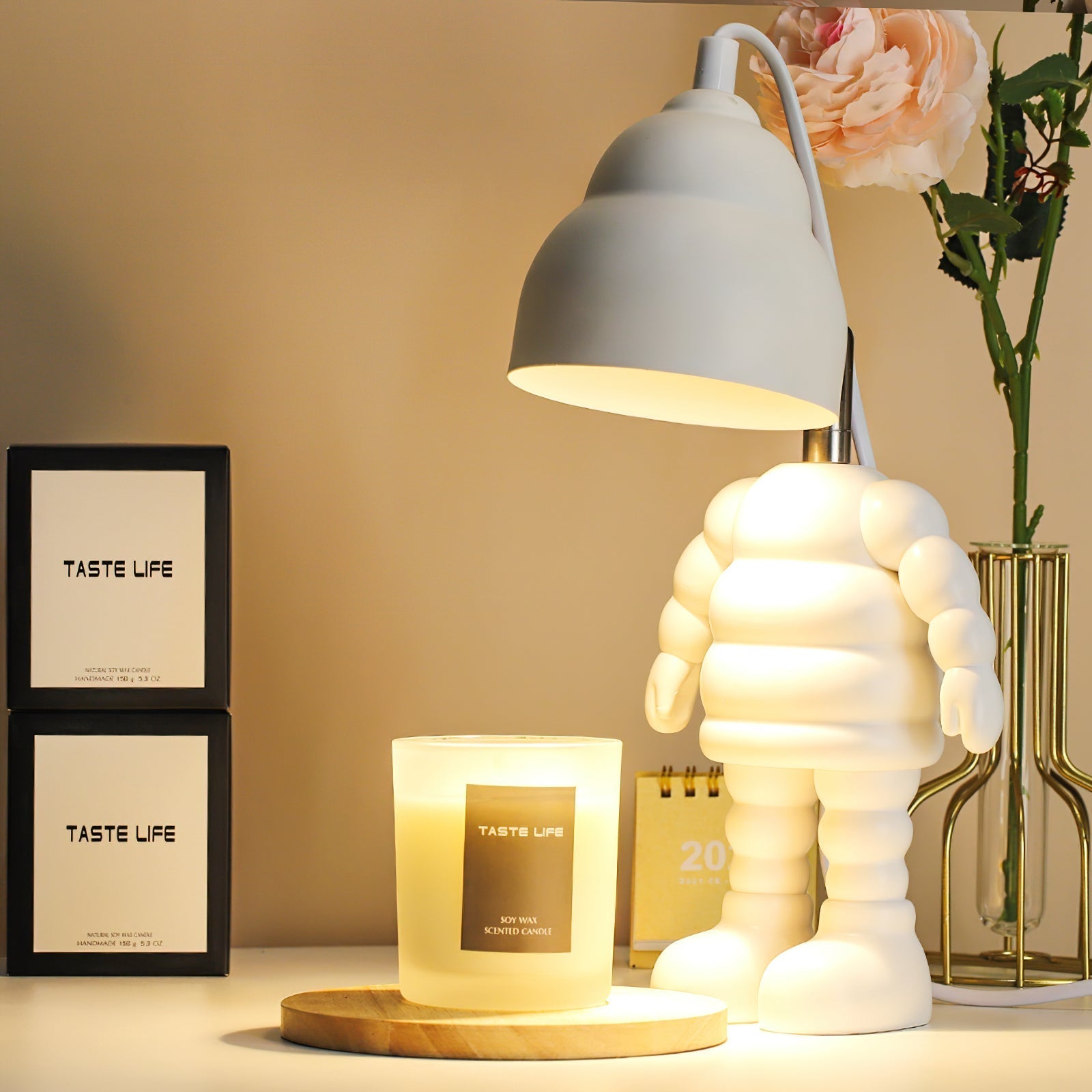Rufus Candle Warmer Lamp