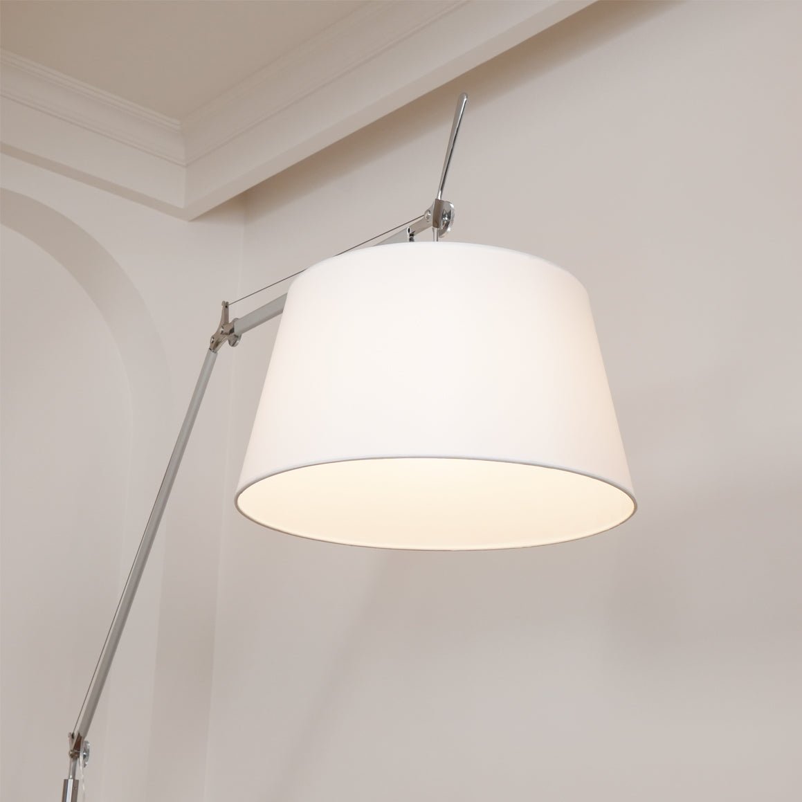 Ciroce Fabric Industrial Floor Lamp-Neutral Decor