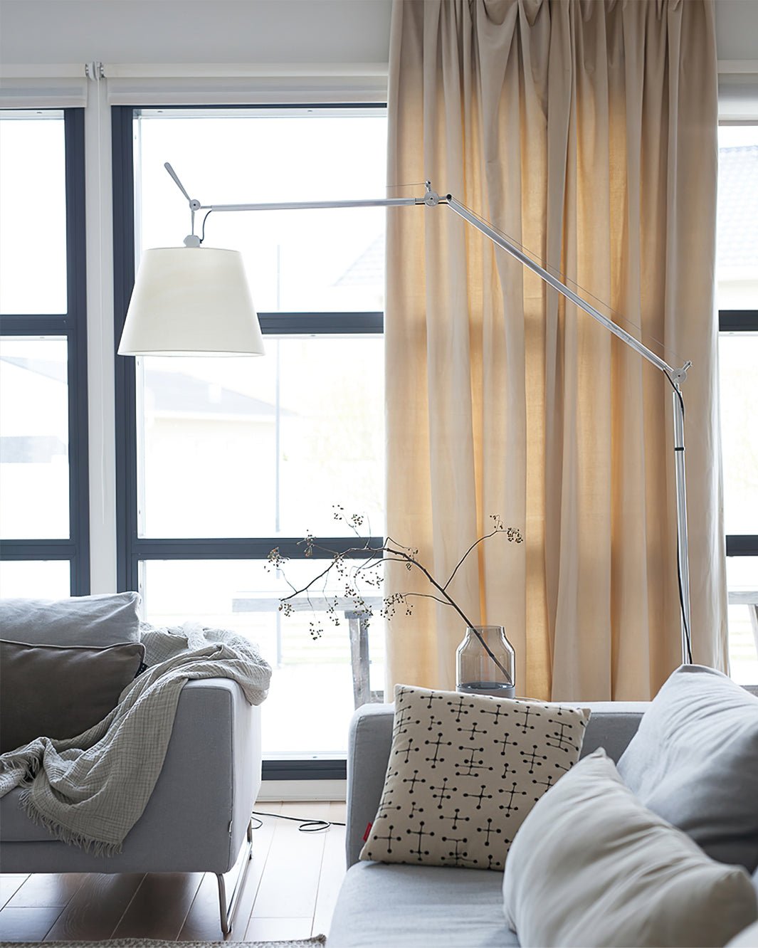 Ciroce Fabric Industrial Floor Lamp-Neutral Decor