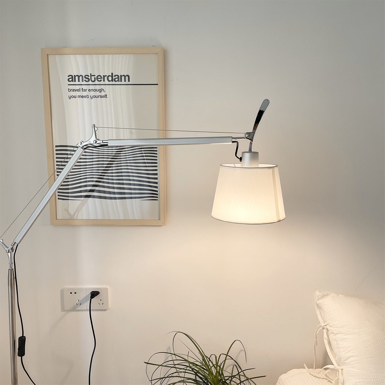 Ciroce Fabric Industrial Floor Lamp-Neutral Decor