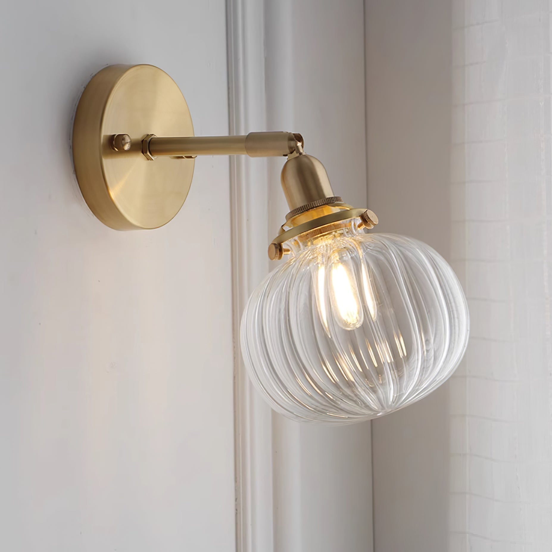 Maren Wall Lamp