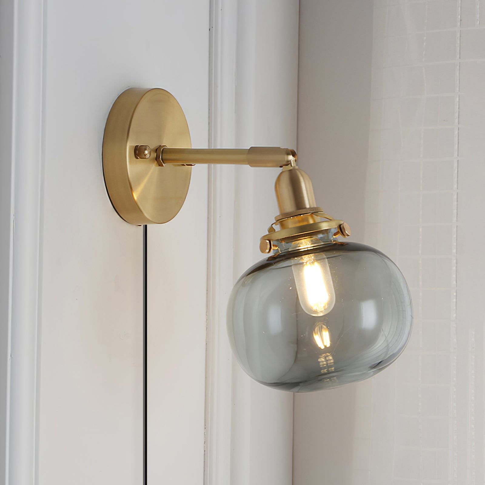Maren Wall Lamp