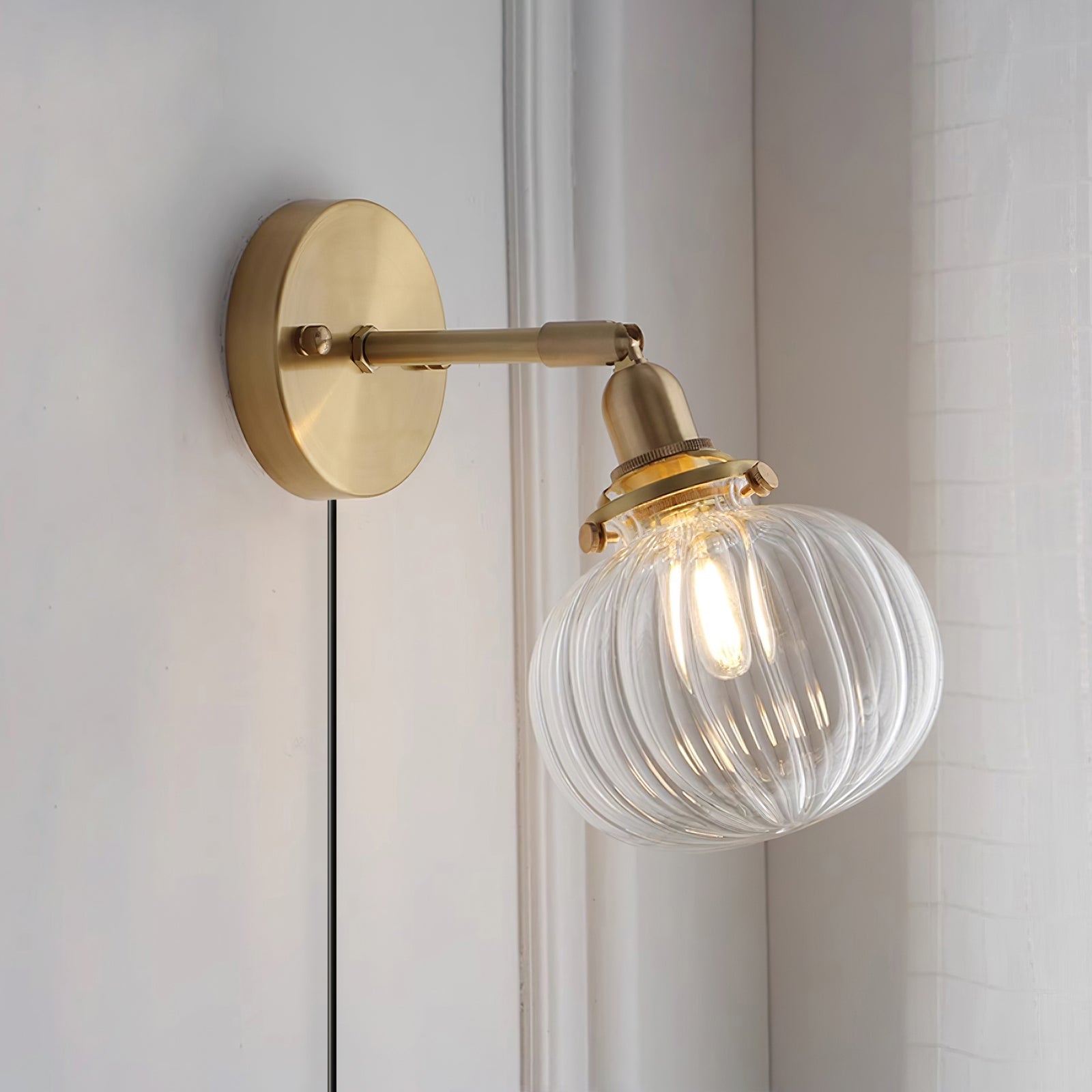 Maren Wall Lamp