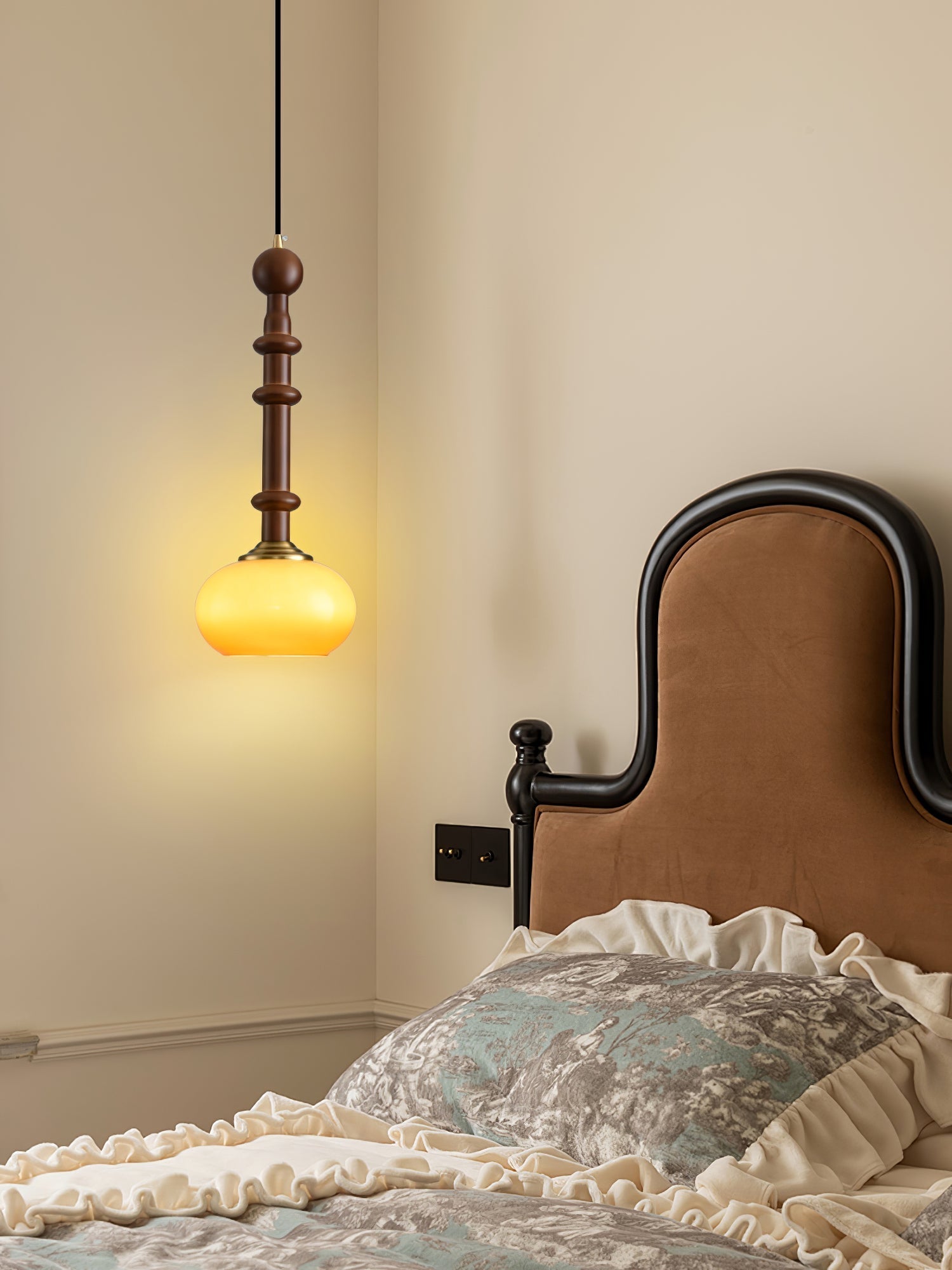 Yovelis Vintage Wood Pendant Lamp-Neutral Decor