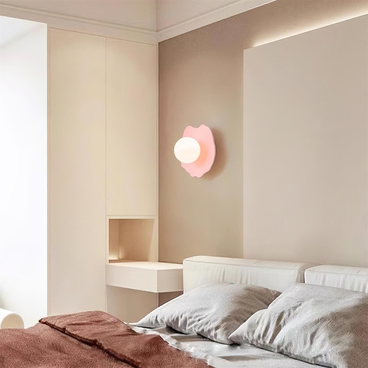 Jojo Wall Lamp playful