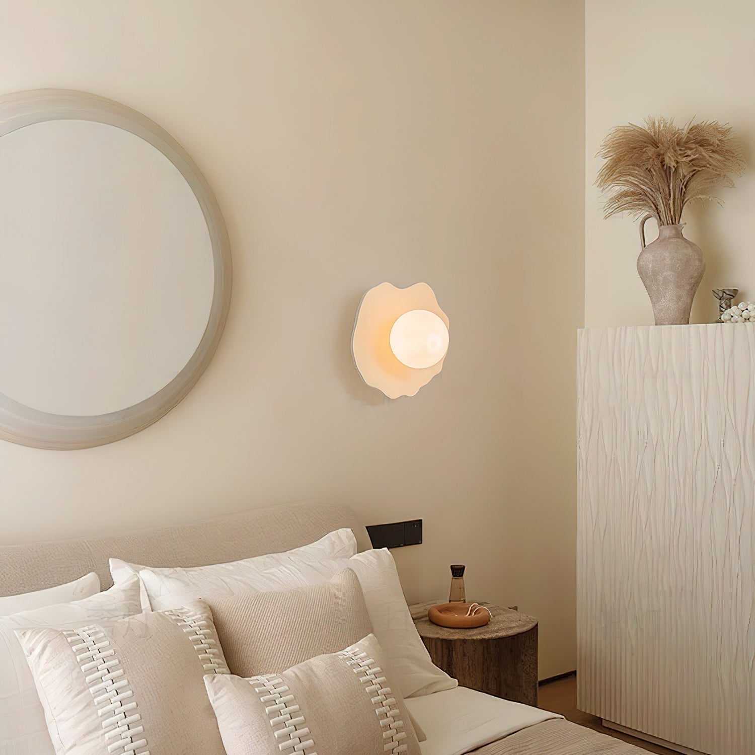 Jojo Wall Lamp playful