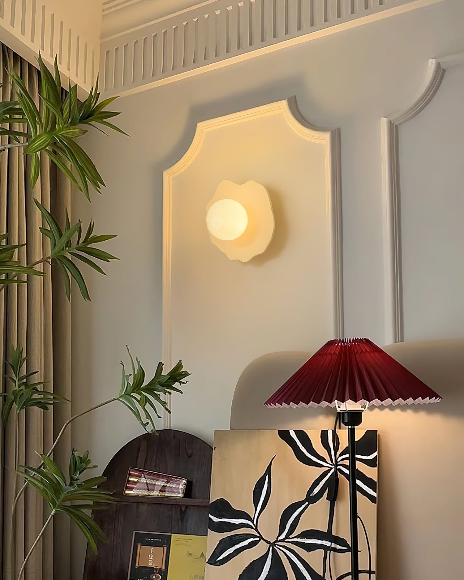 Jojo Wall Lamp playful