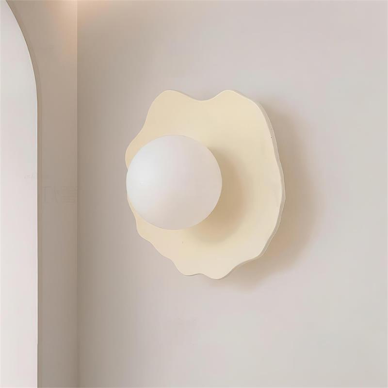 Jojo Wall Lamp playful