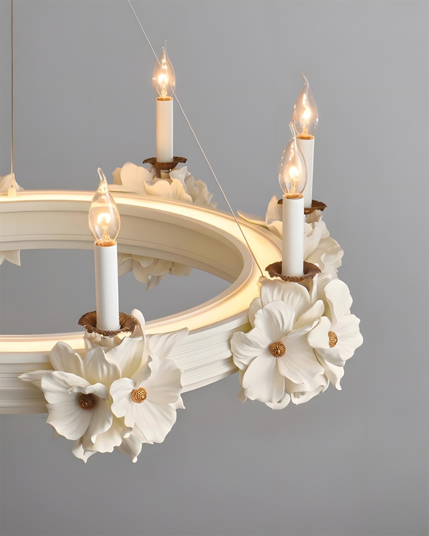 Florencia Crest Chandelier
