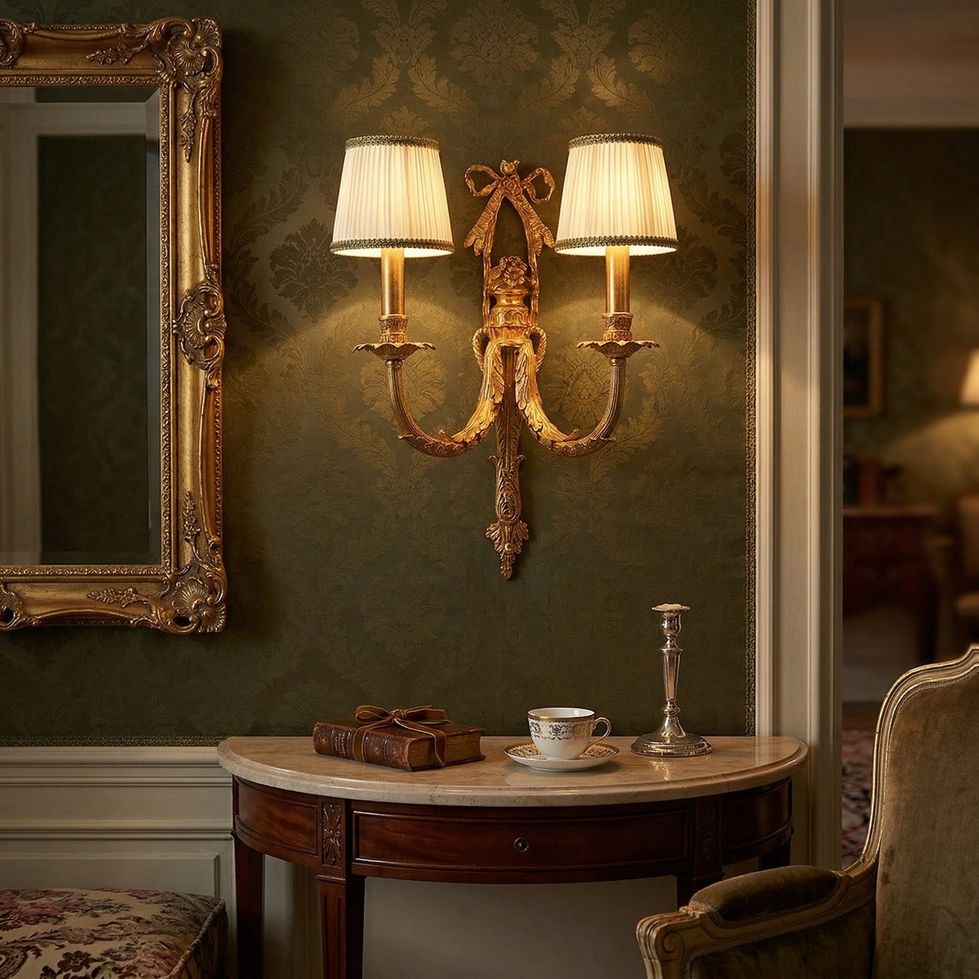 Side profile of the single-head Claudine Wall Lamp.