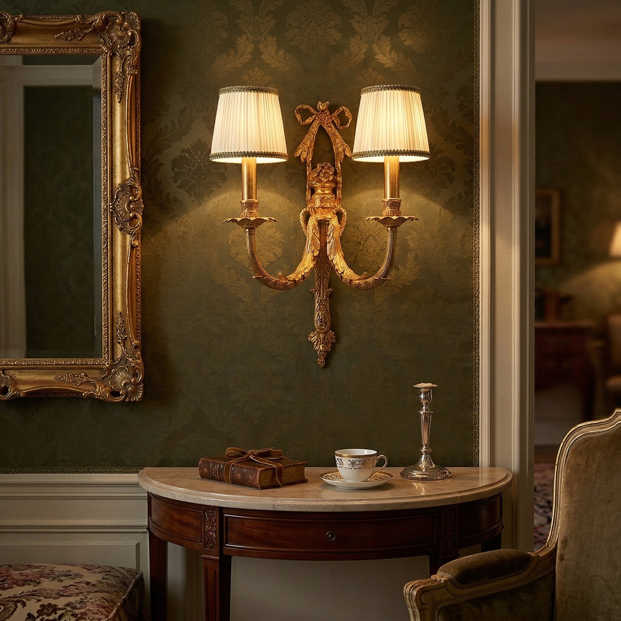 Side profile of the single-head Claudine Wall Lamp.
