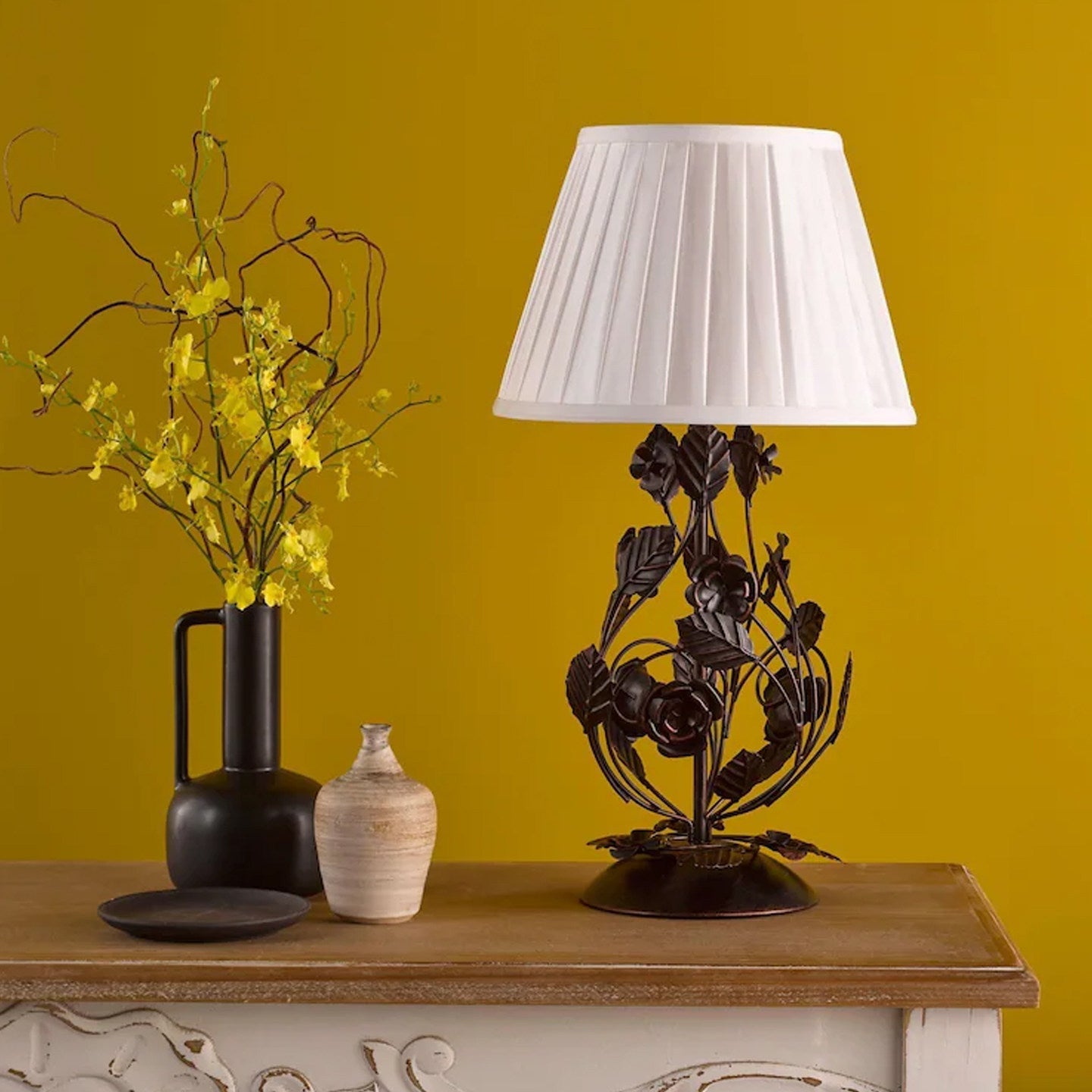 Rosaspina Wrought Iron Rose Table Lamp-Neutral Decor