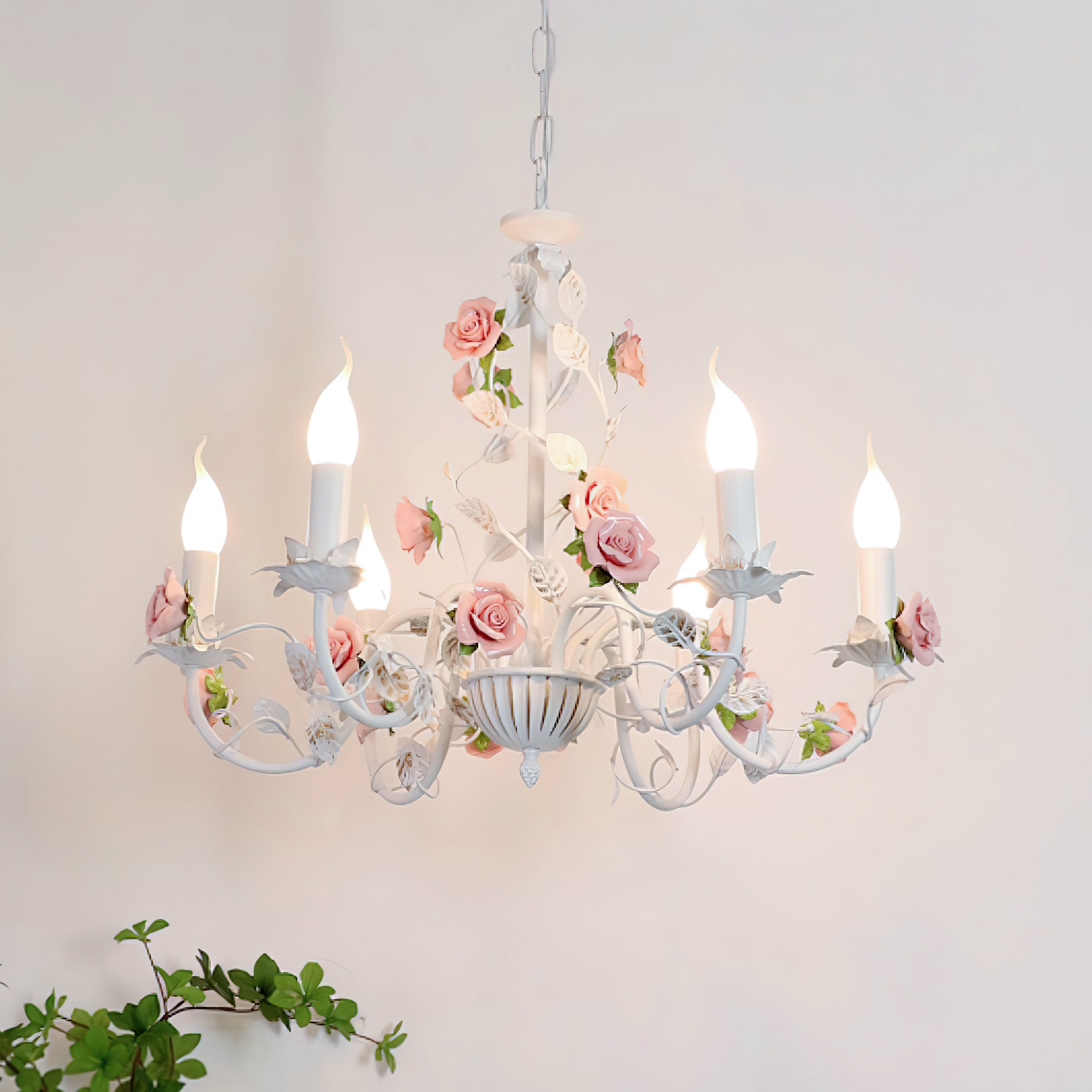 Lysa Vintage White Chandelier-Neutral Decor