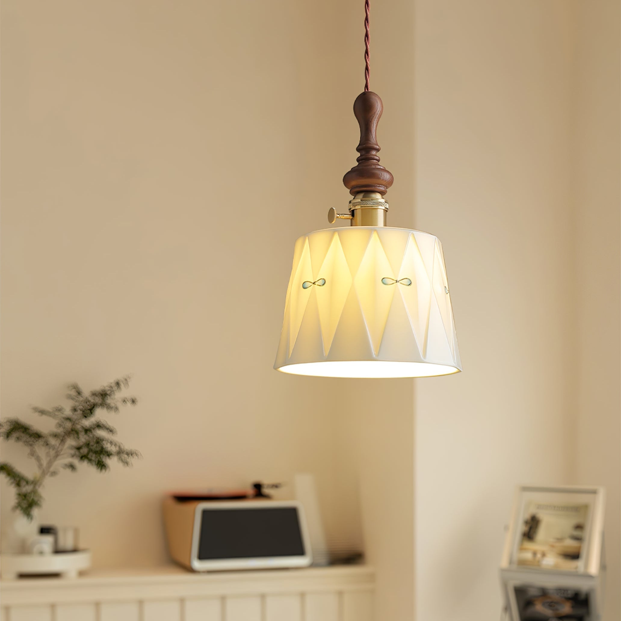 Ceraeyre Vintage Ceramic Pendant Light-Neutral Decor