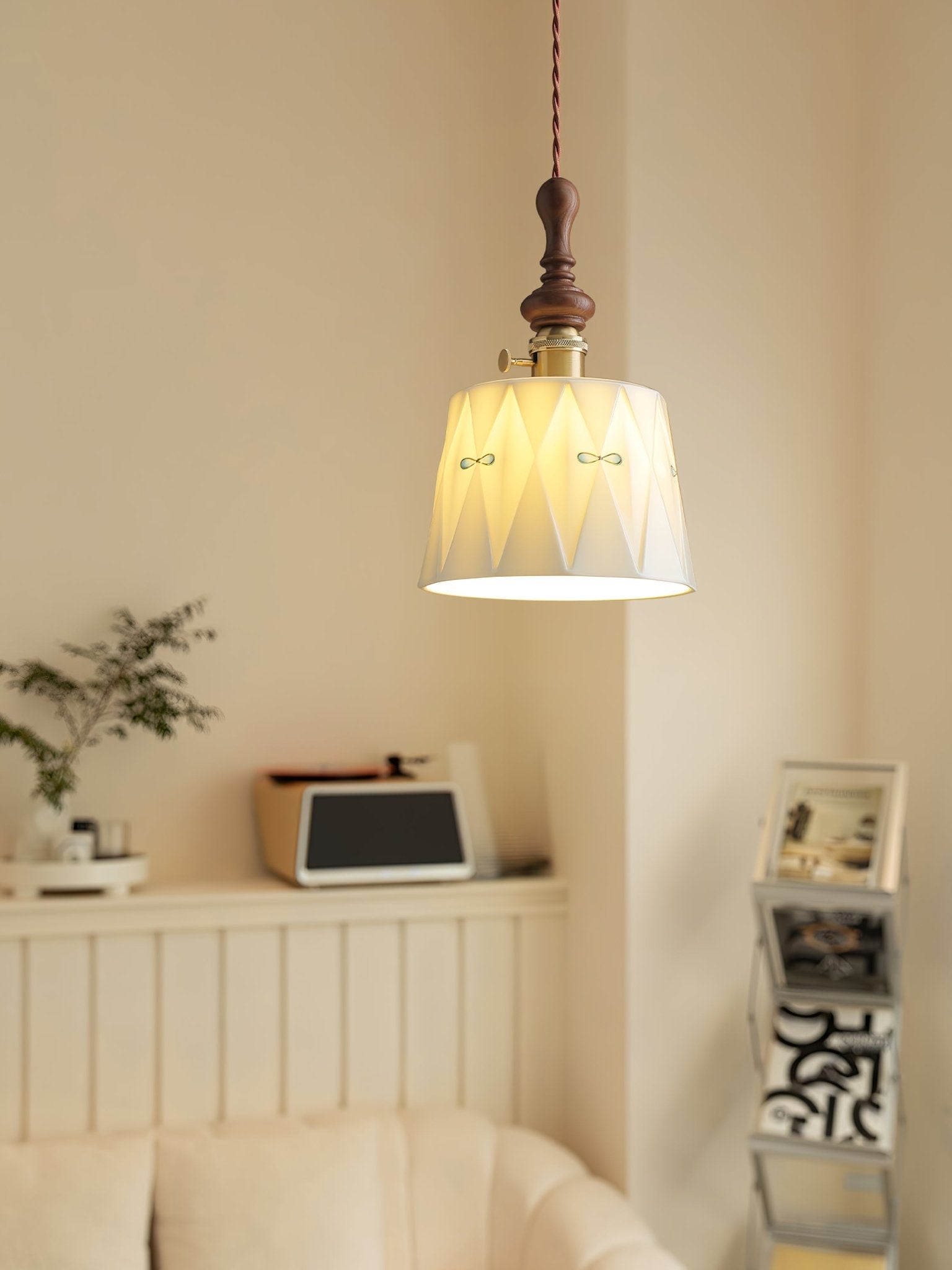 Ceraeyre Vintage Ceramic Pendant Light-Neutral Decor