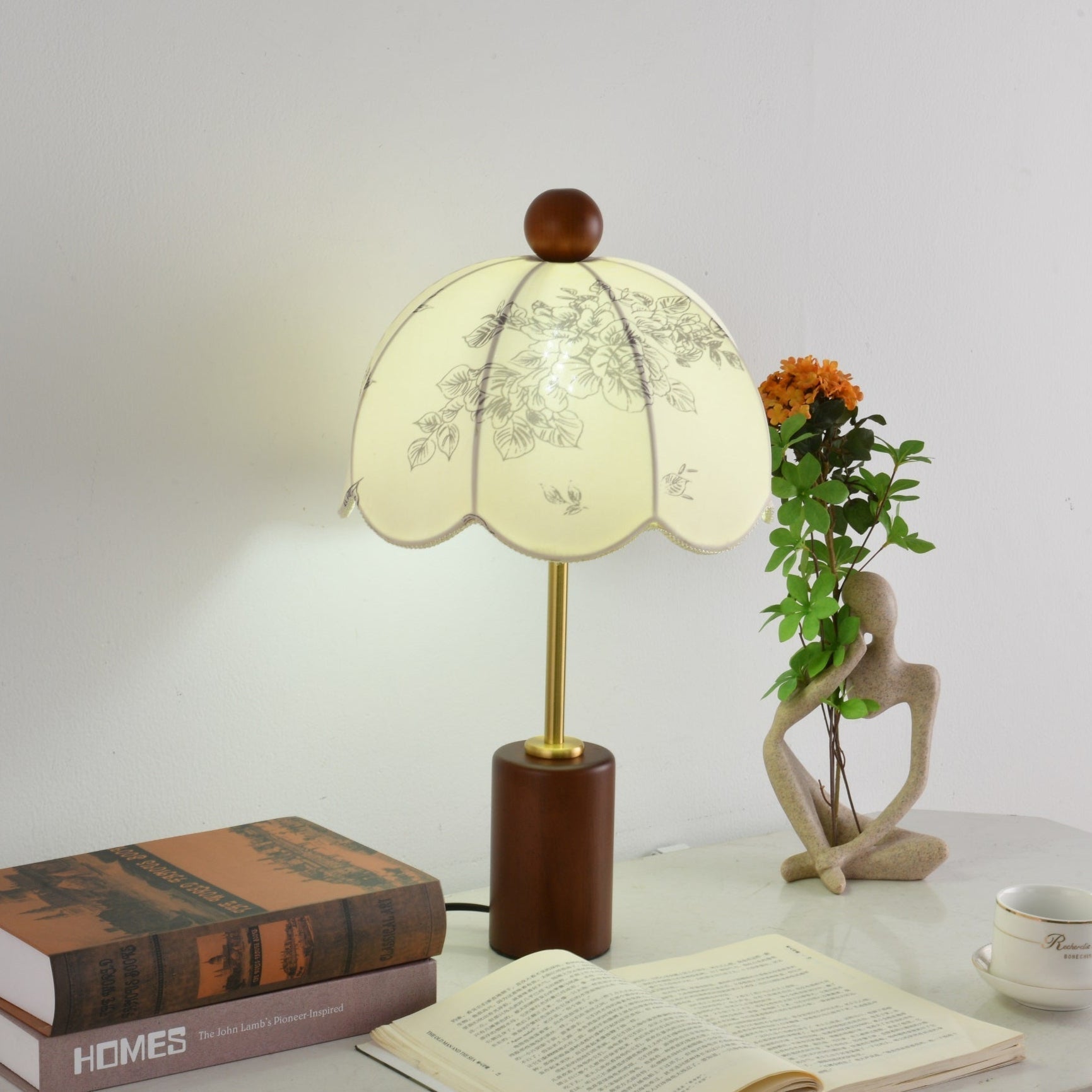 Quinn Vintage Fabric Table Lamp-Neutral Decor