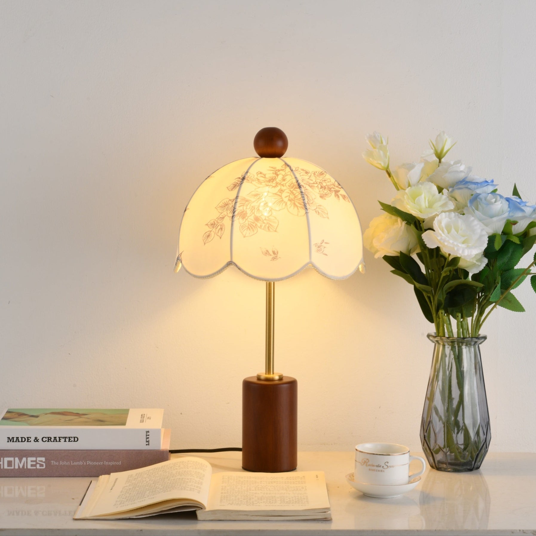 Quinn Vintage Fabric Table Lamp-Neutral Decor