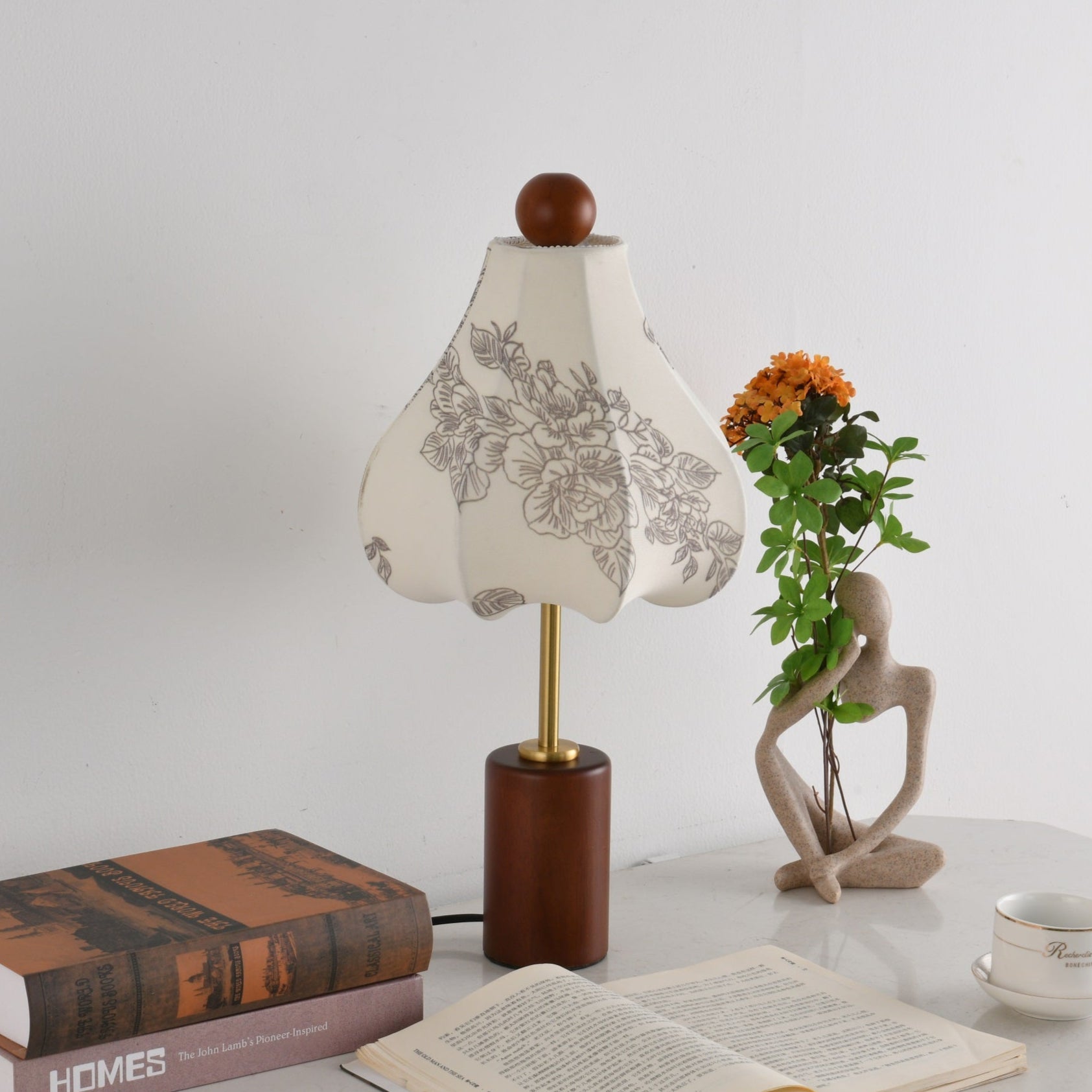 Quinn Vintage Fabric Table Lamp-Neutral Decor