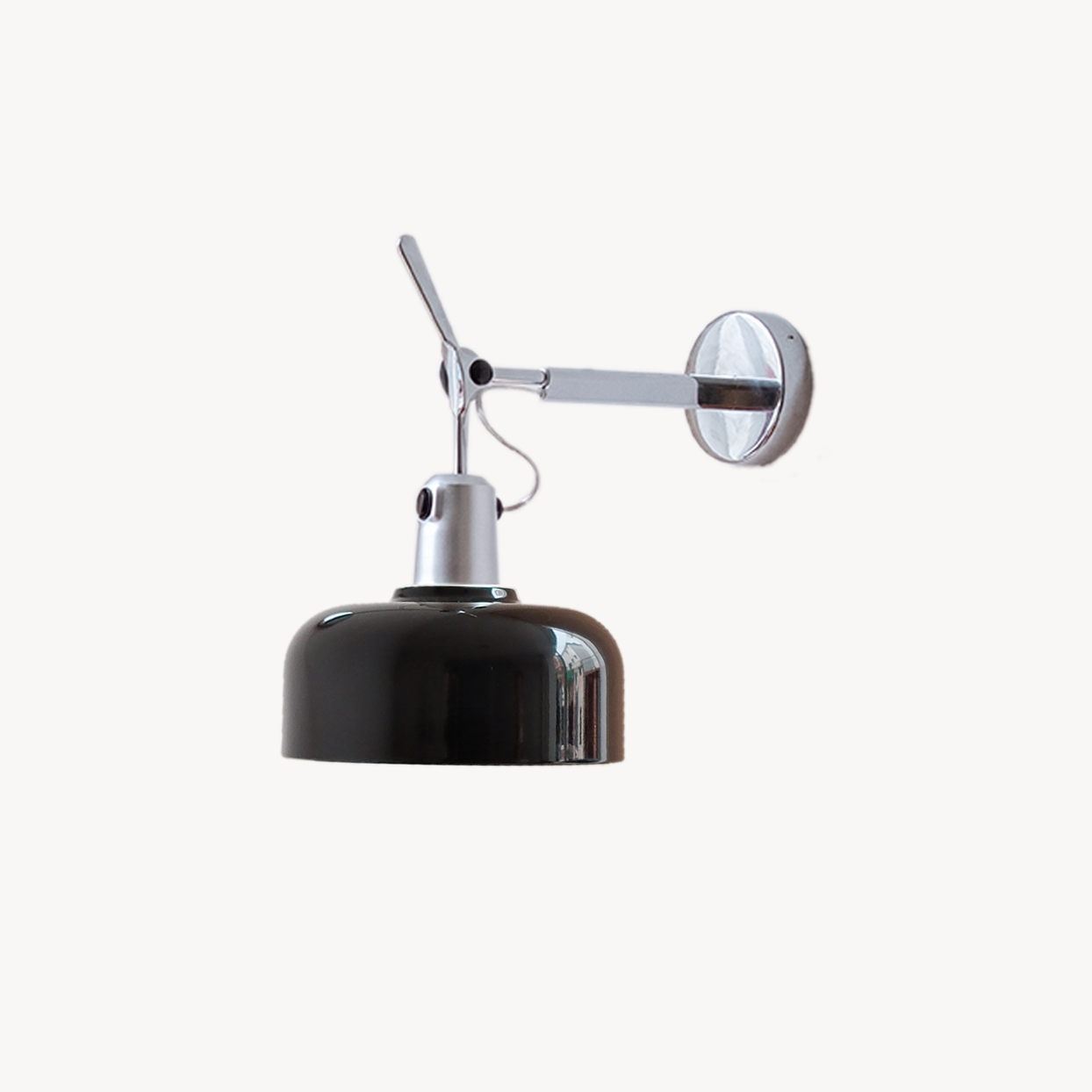 Rocco Wall Light