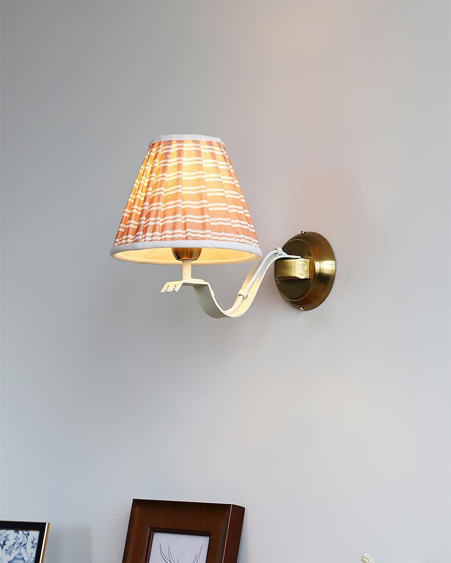 Isabella Wall Lamp
