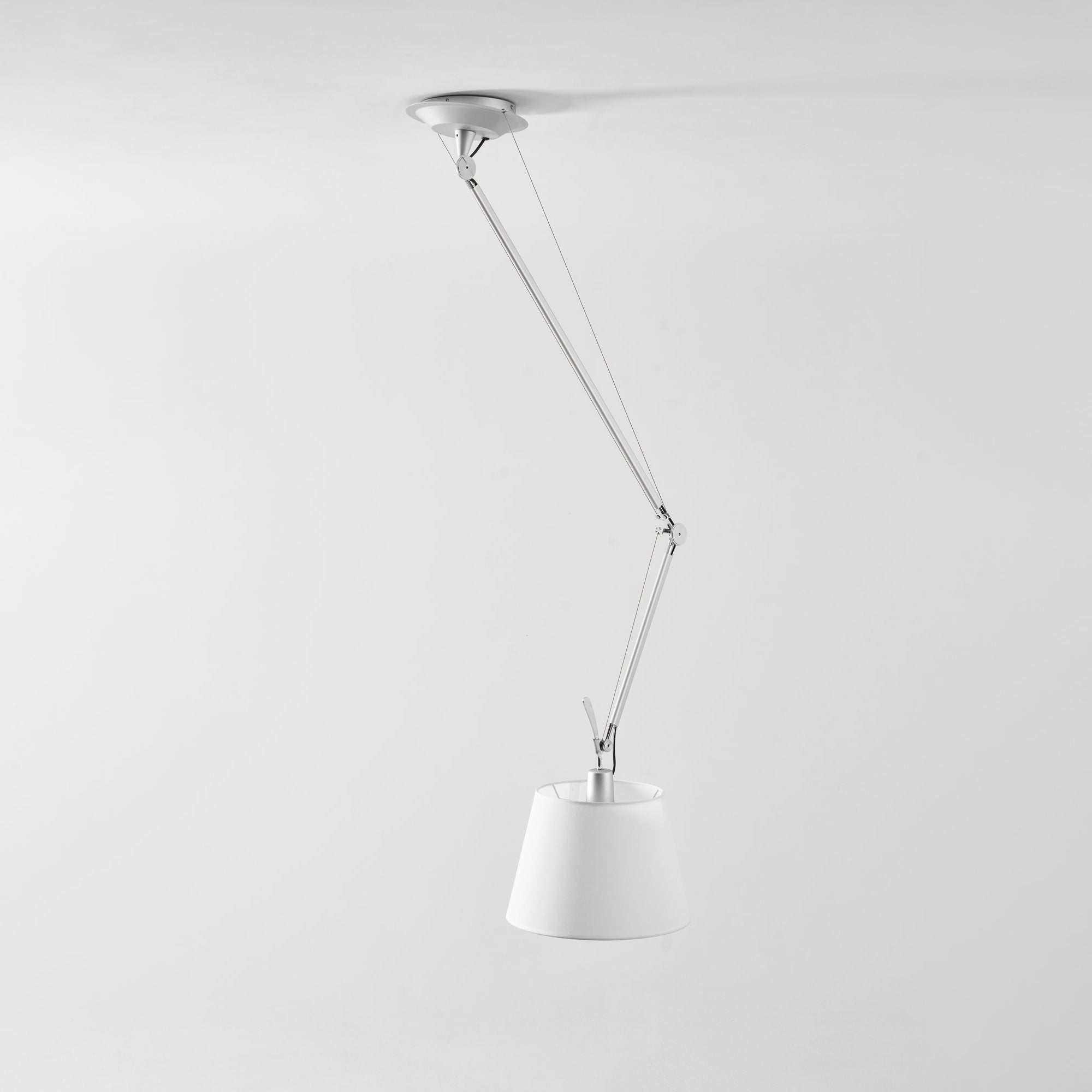 The clean lines of the Costanza Pendant Lamp's design.