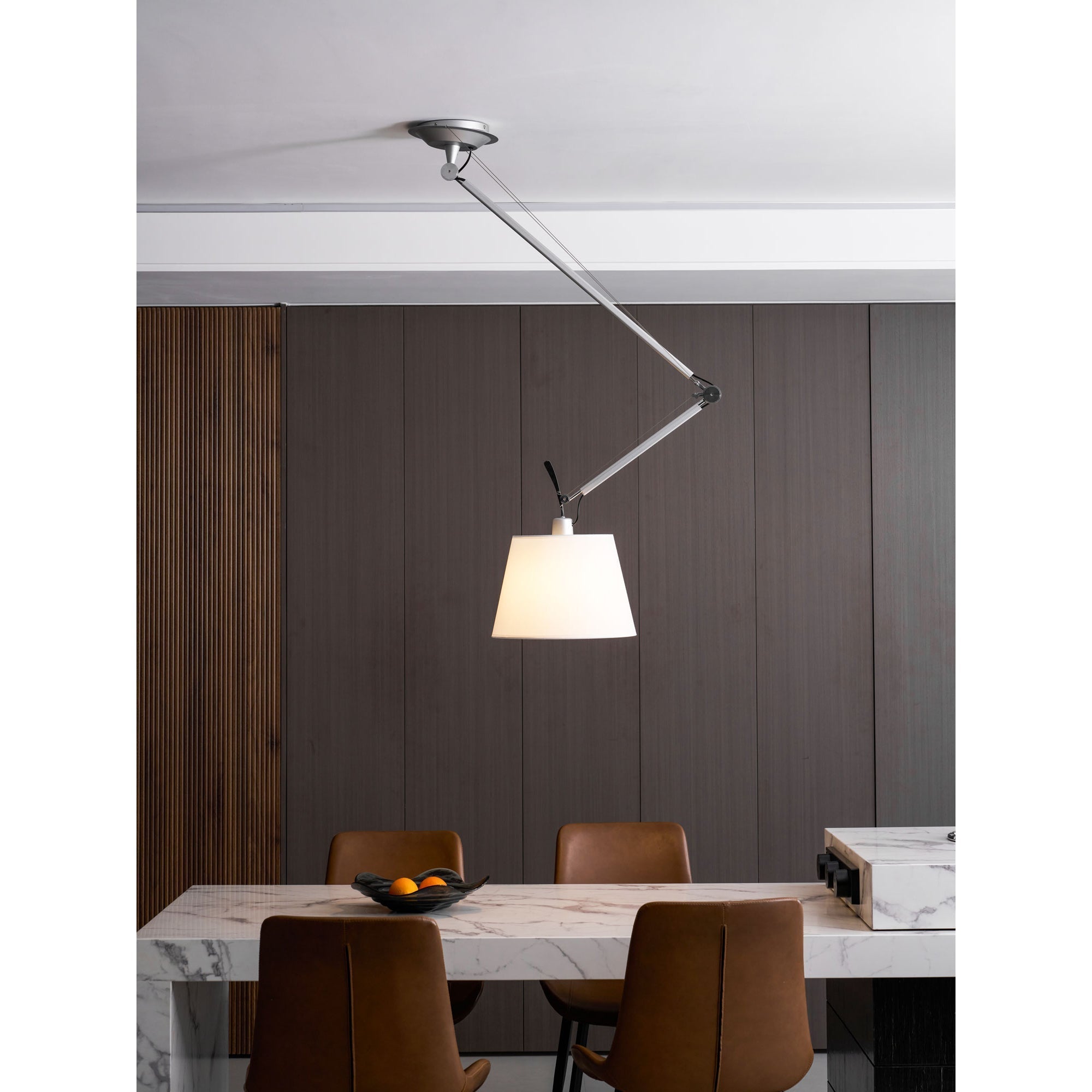 The complete assembly of the two-head Costanza Pendant Lamp.