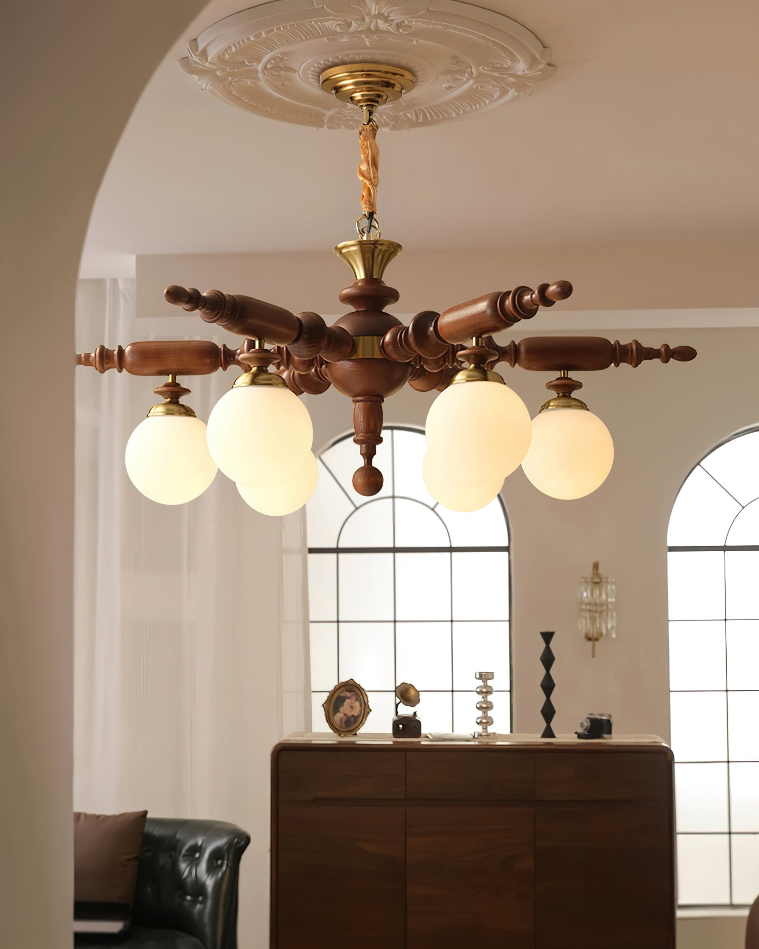 Olvenir Rustic Wood Glass Chandelier-Neutral Decor