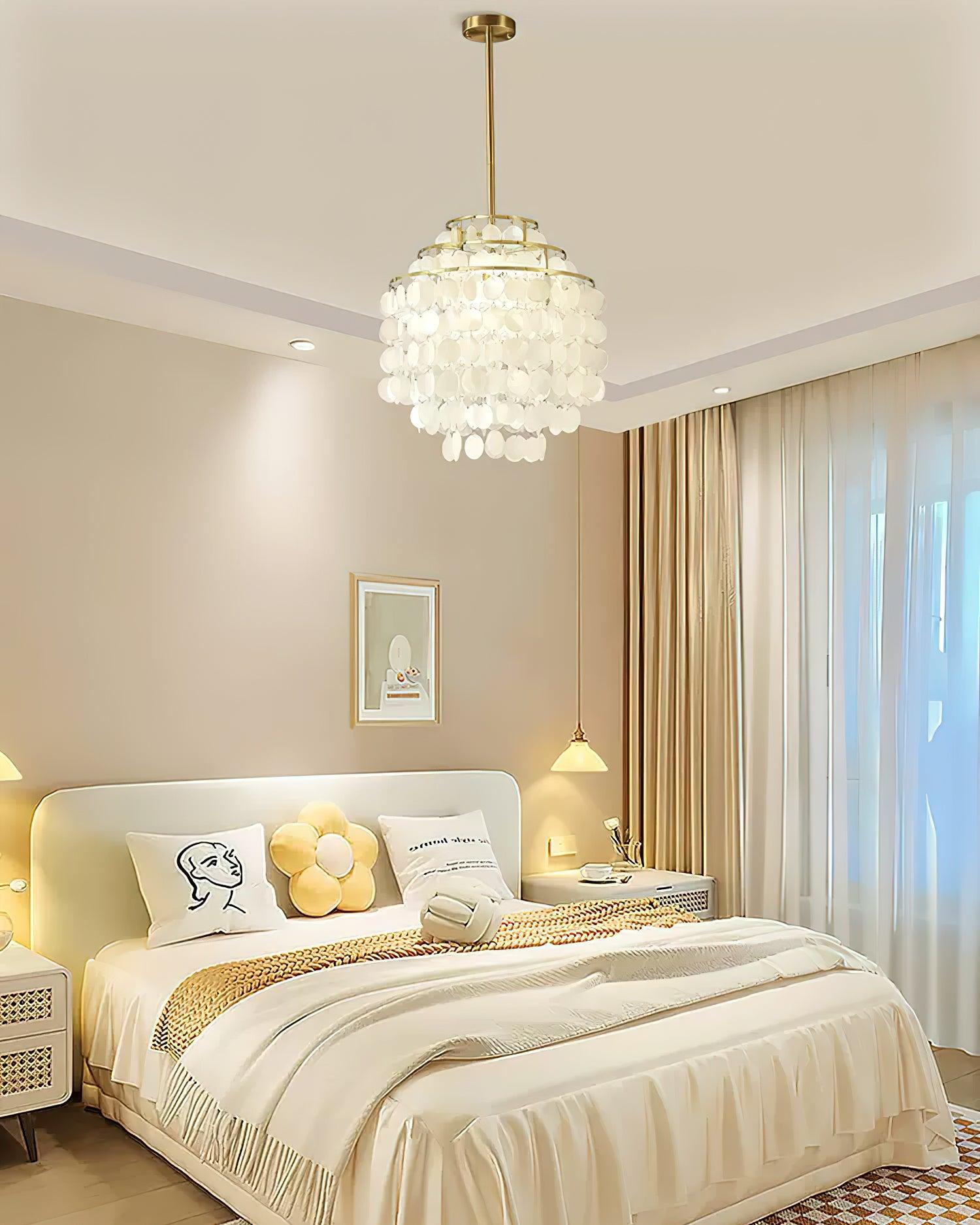 Vana Pendant Lamp Round Shell Chrome Metal-Neutral Decor
