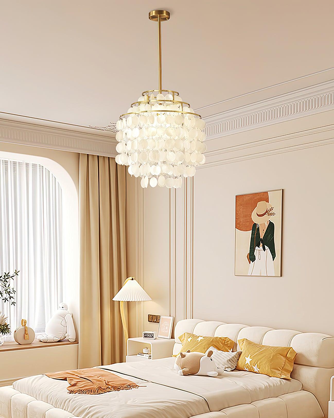 Vana Pendant Lamp Round Shell Chrome Metal-Neutral Decor
