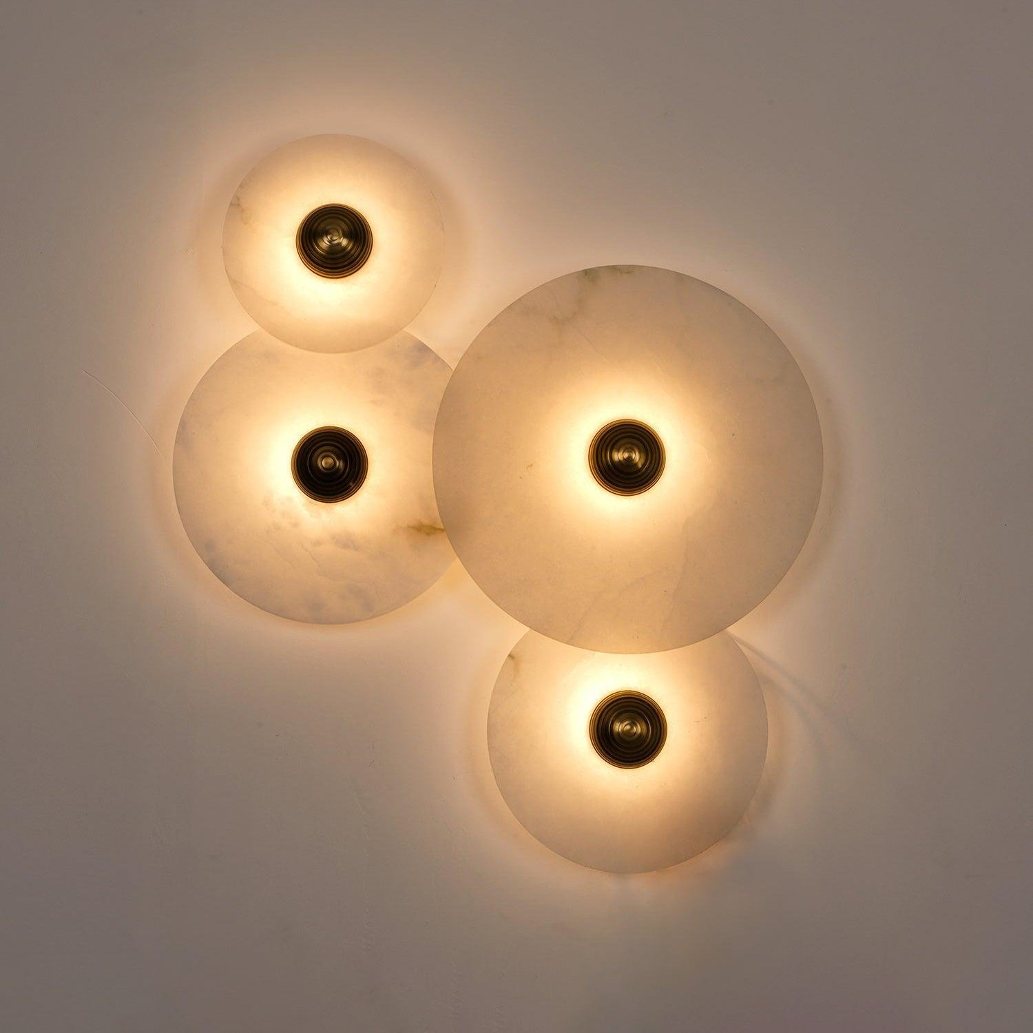 Apollo Round Alabaster Wall Lamp-Neutral Decor