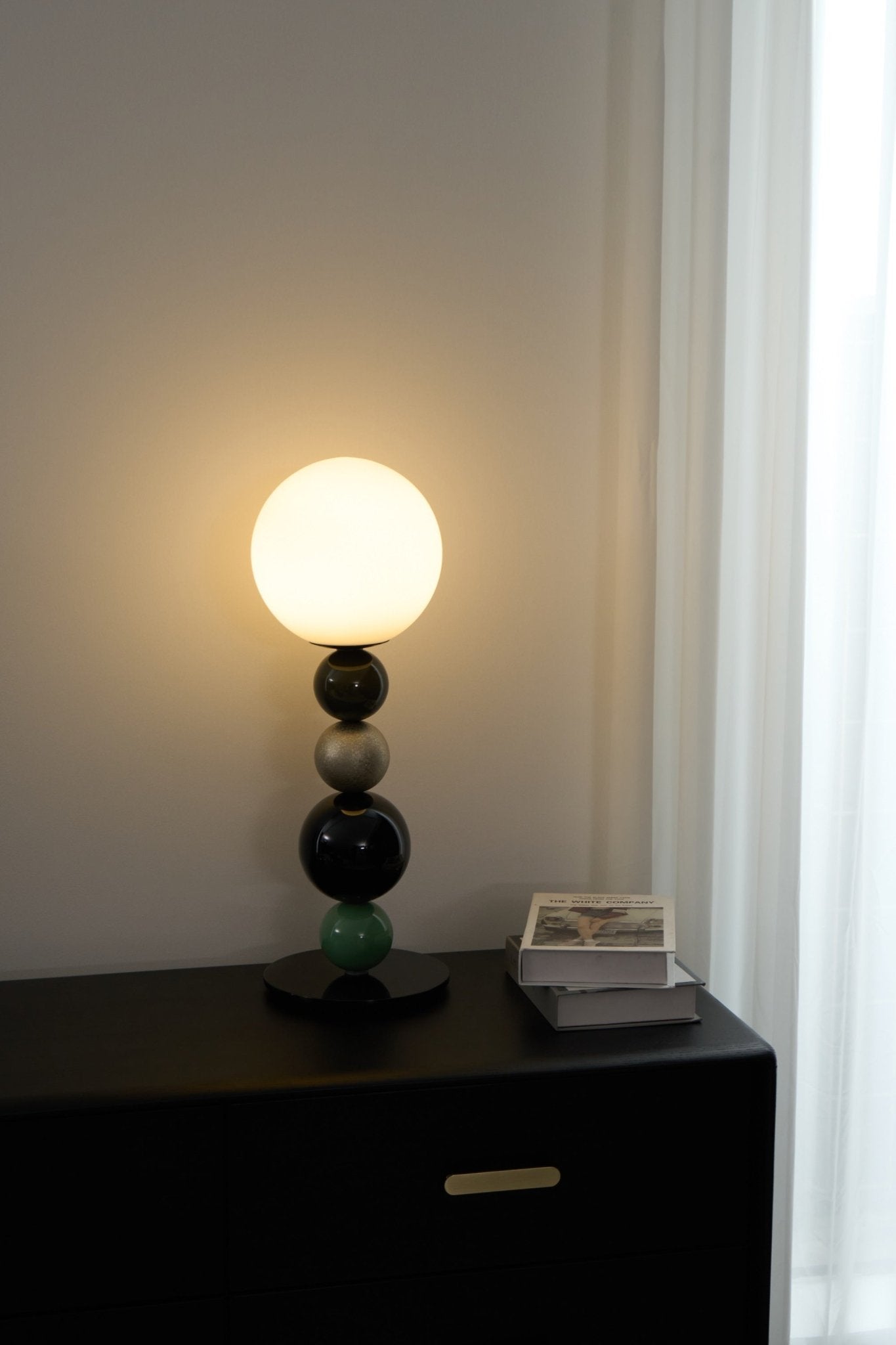 Orbital Balls Stacking Table Lamp-Neutral Decor