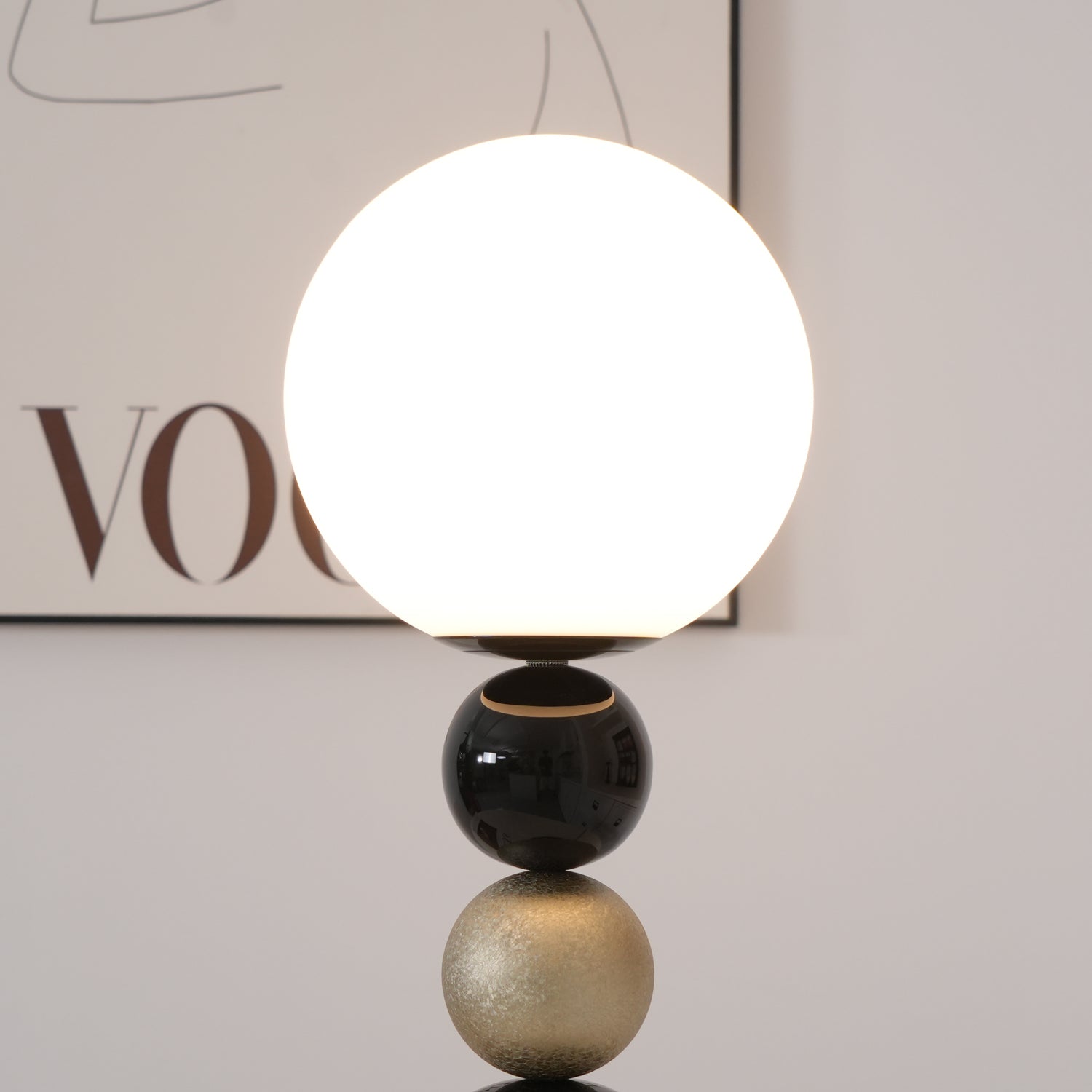 Orbital Balls Stacking Table Lamp-Neutral Decor