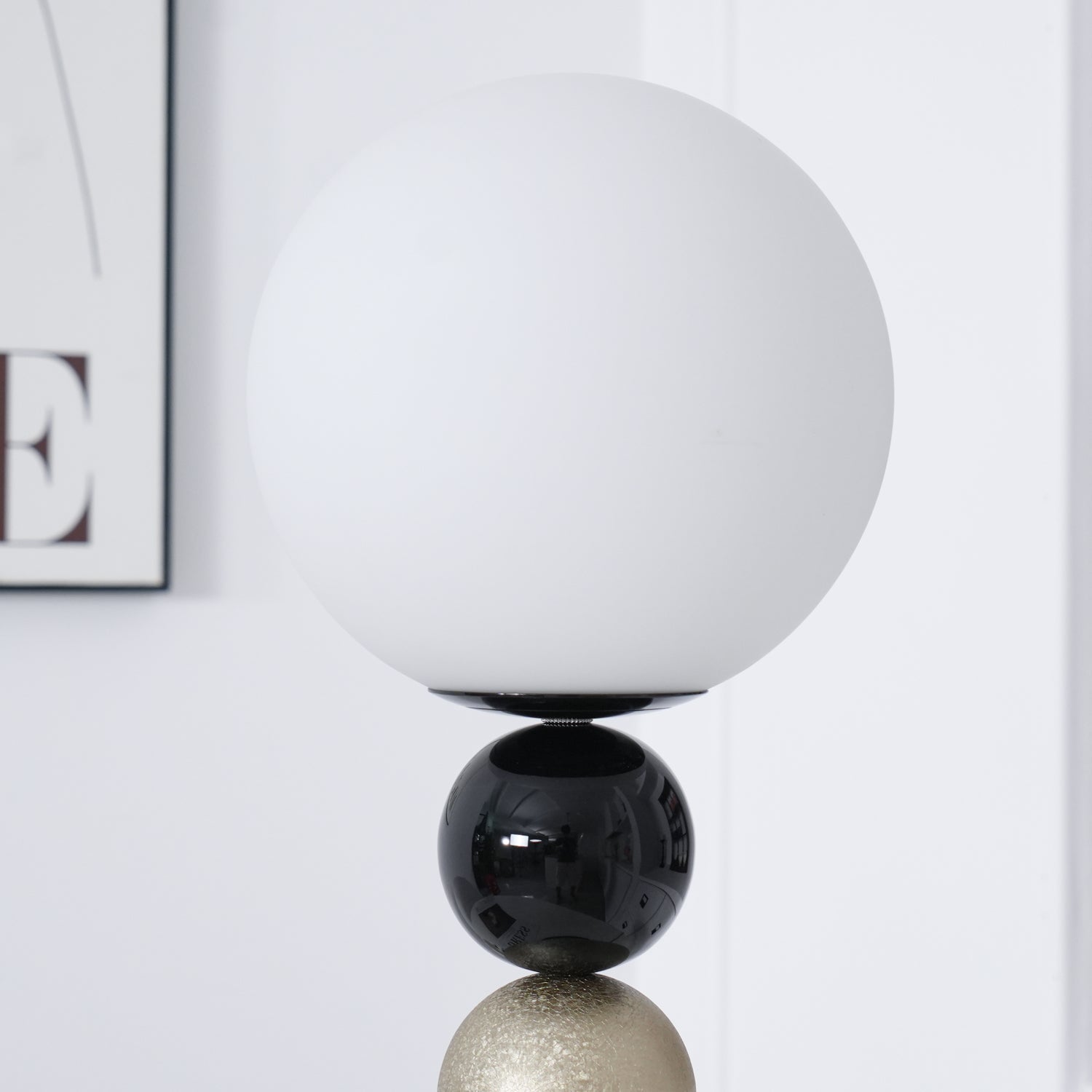 Orbital Balls Stacking Table Lamp-Neutral Decor