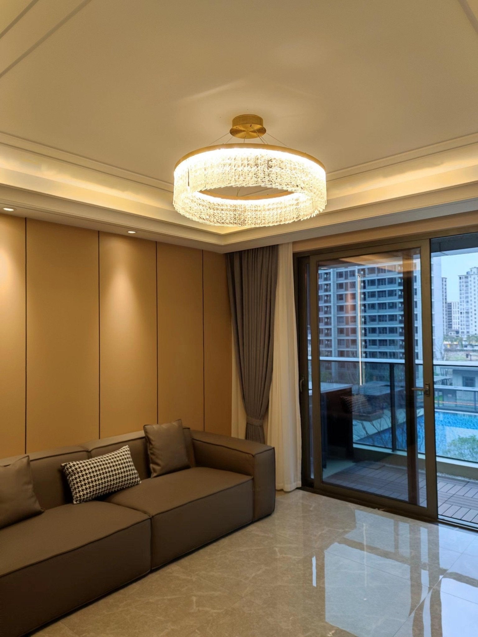 Lustra Chandelier Round Halo Crystal-Neutral Decor