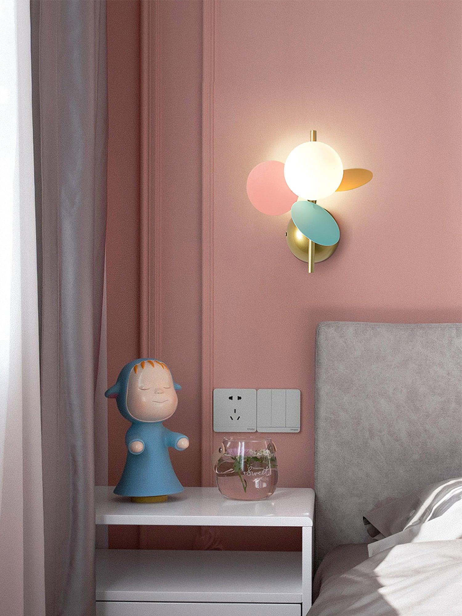 Culoren Round Nordic Art Glass Wall Lamp-Neutral Decor