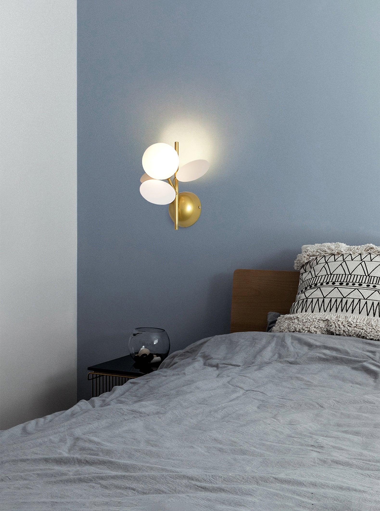 Culoren Round Nordic Art Glass Wall Lamp-Neutral Decor