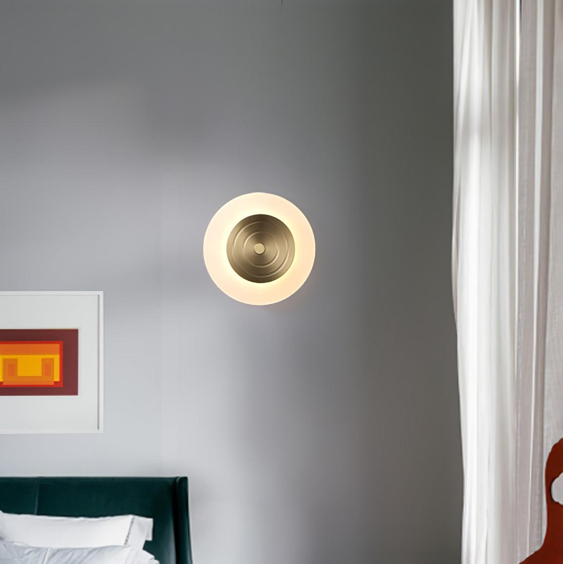 Hylen Round Moon Elegance Brass Wall Lamp-Neutral Decor