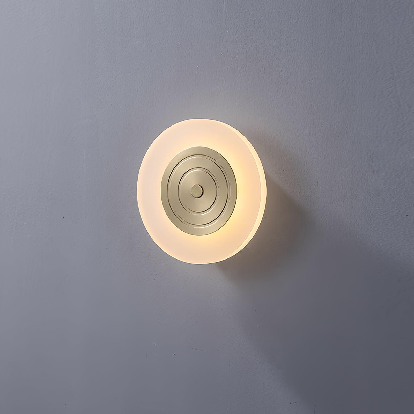 Hylen Round Moon Elegance Brass Wall Lamp-Neutral Decor