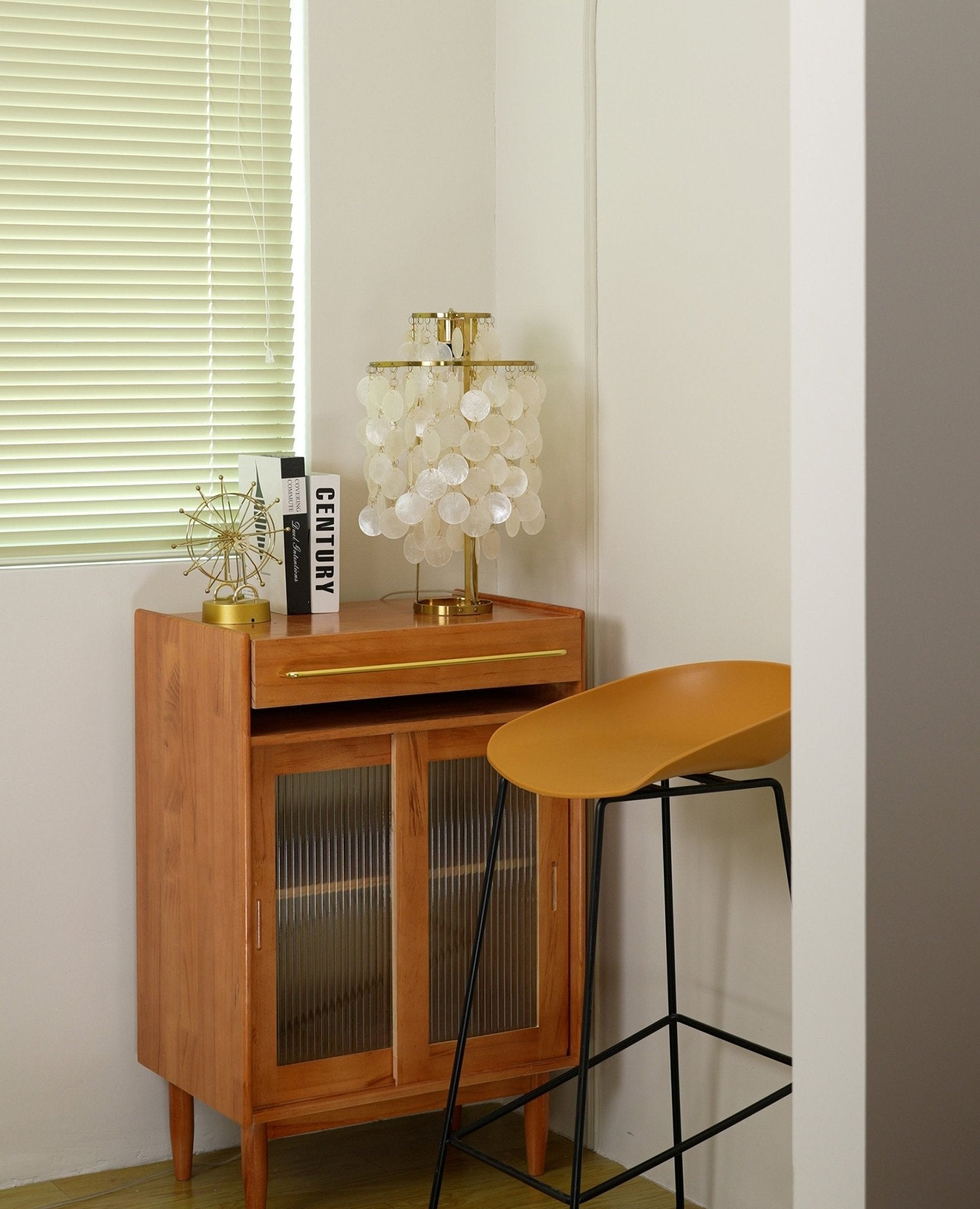 Dius Luxury Table Lamp-Neutral Decor