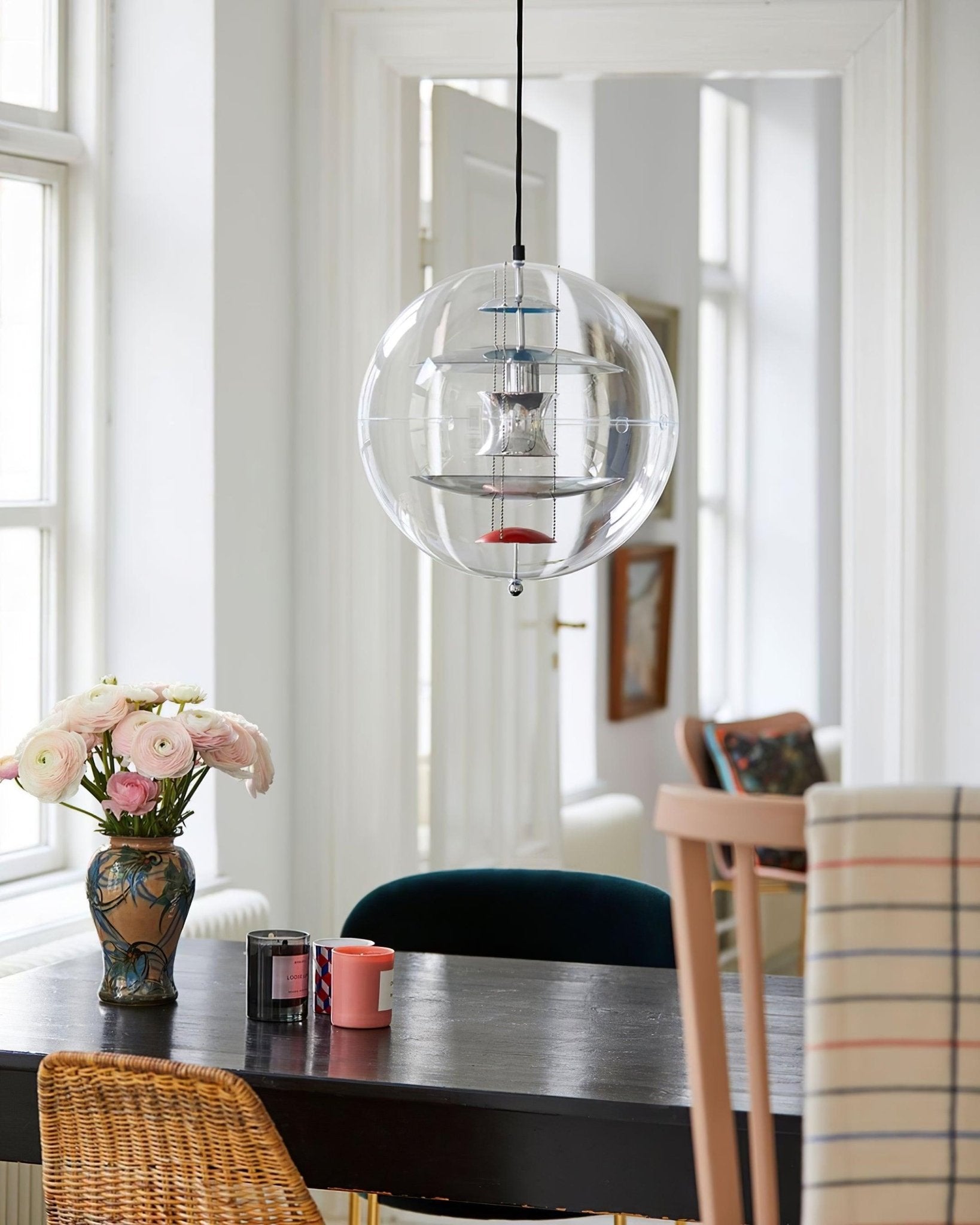Gyan Futuristic Pendant Lamp-Neutral Decor