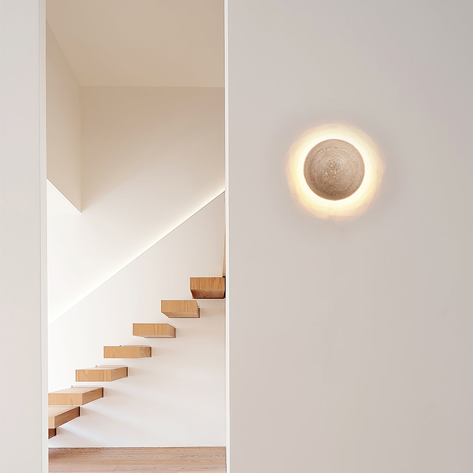 Ritta Round Travertine Wall Lamp