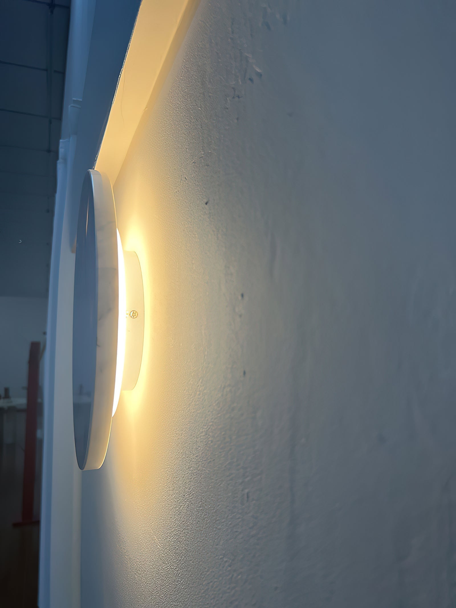 Vasilora Wall Lamp