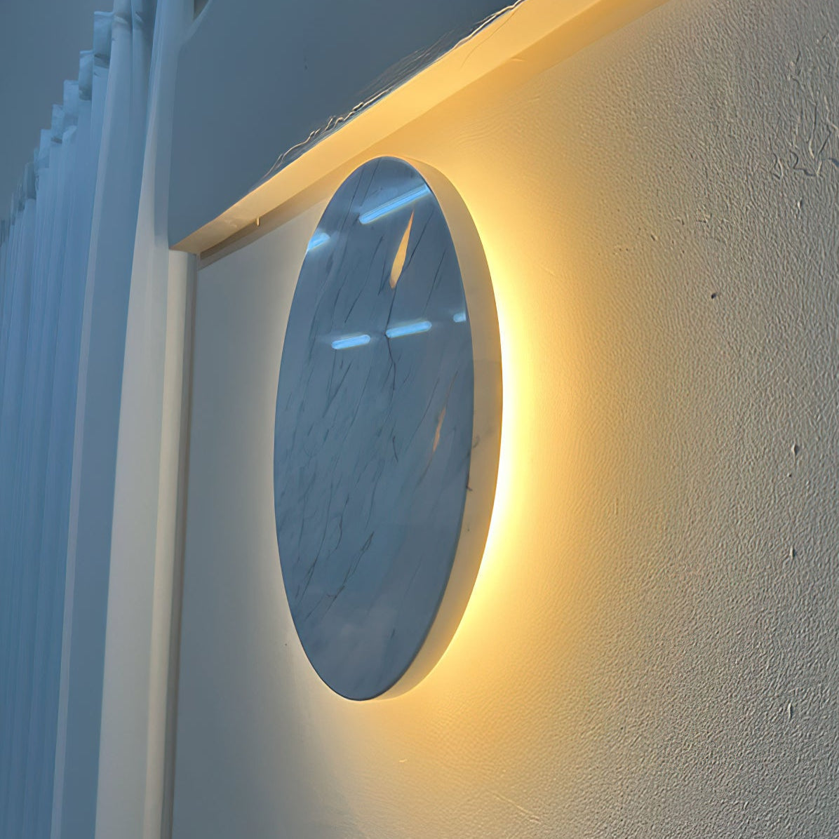 Vasilora Wall Lamp