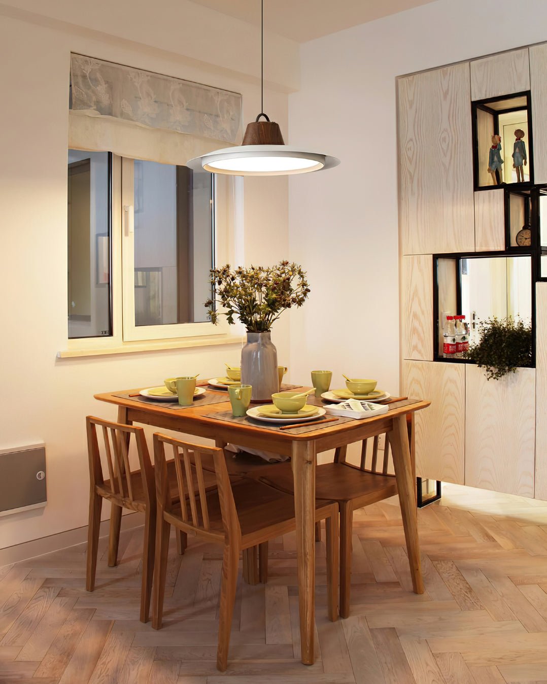 Sloane Modern Pendant Light-Neutral Decor